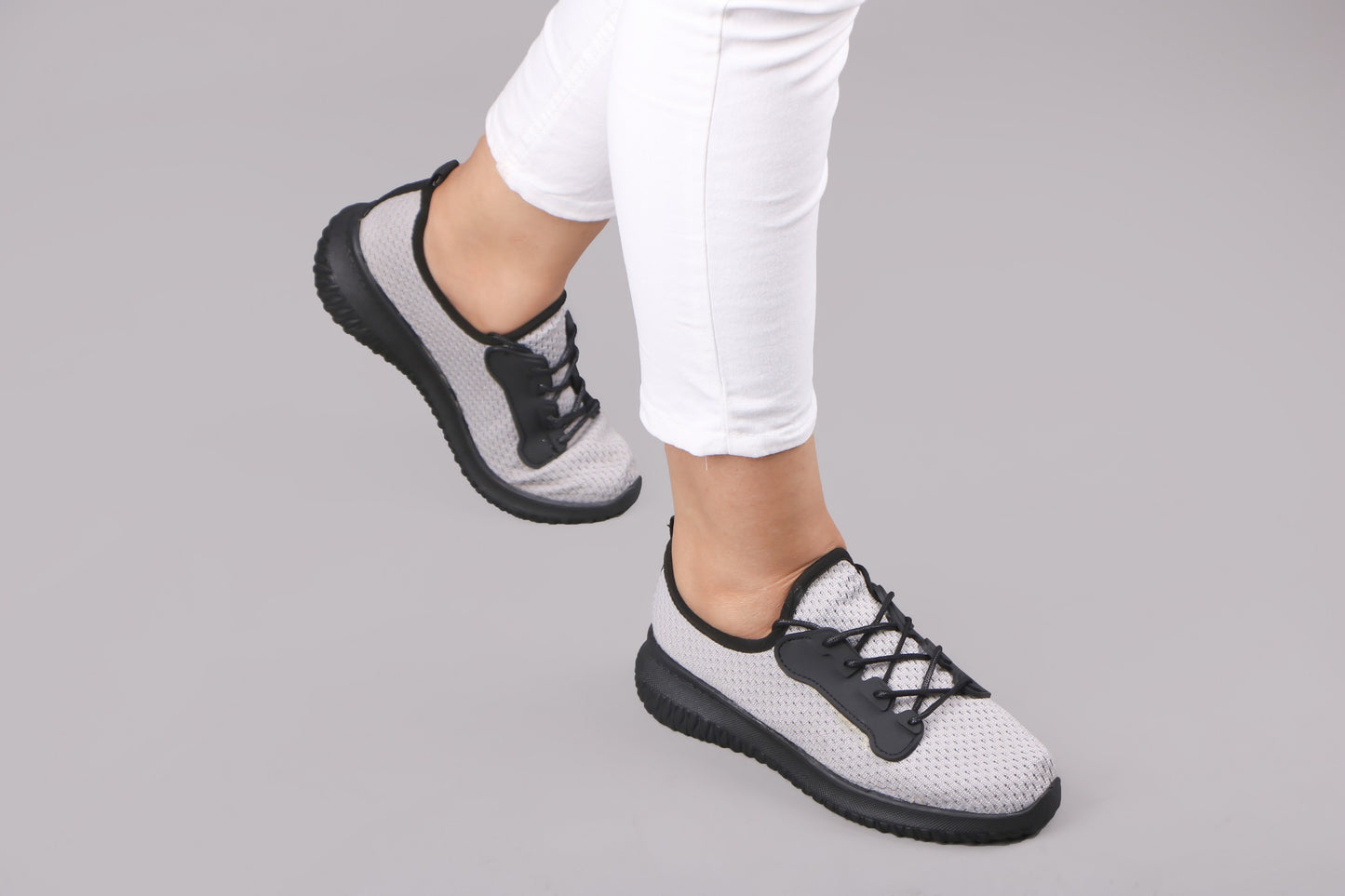 Women's Sneakers 4055