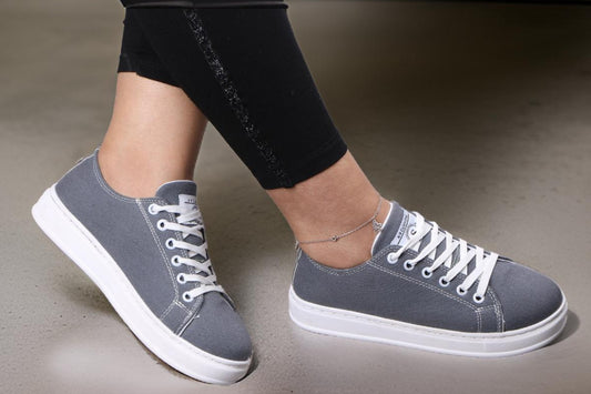 Women's Sneakers - 4052