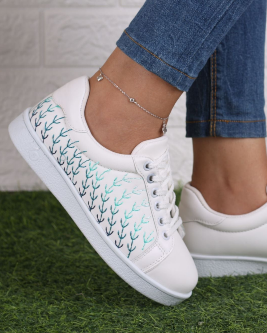 Women's Sneakers - 2060_Sale